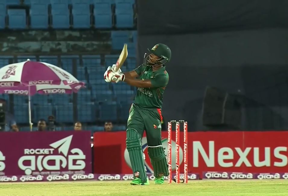 1st T20I, Bangladesh Innings: All sixes